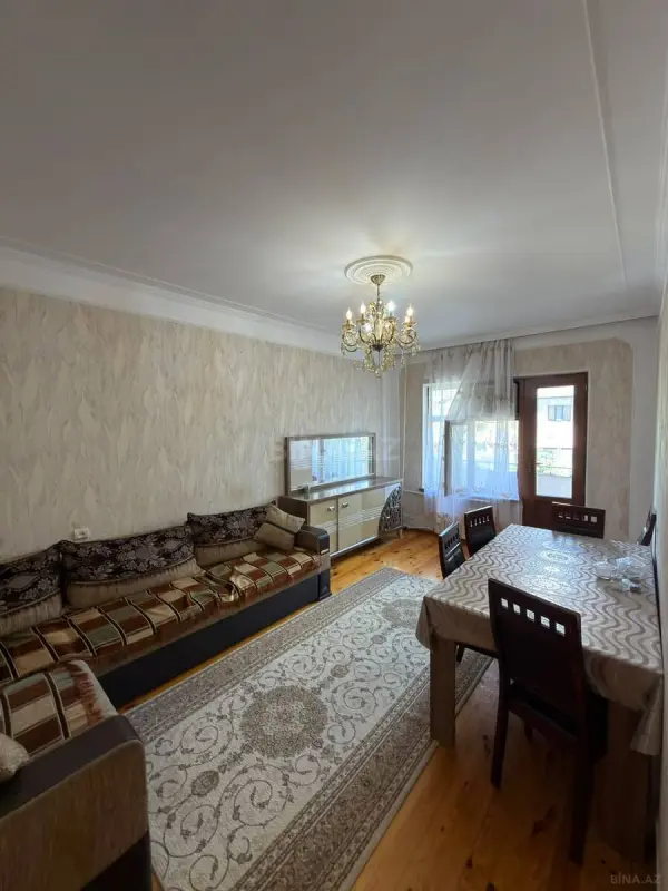 Satılır 3 otaqlı mənzil 82 m²