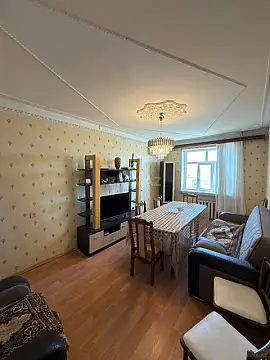 Satılır 3 otaqlı mənzil 70 m² — Bakı, Həzi Aslanov qəs. 3 otaq 70.00 m²