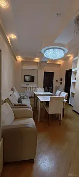 Kirayə verilir 3 otaqlı mənzil 75 m² — Bakı 3 otaq 75.00 m²