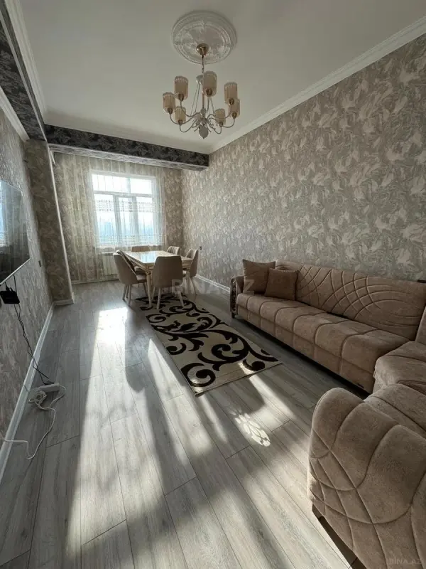 Satılır 2 otaqlı mənzil 74 m²