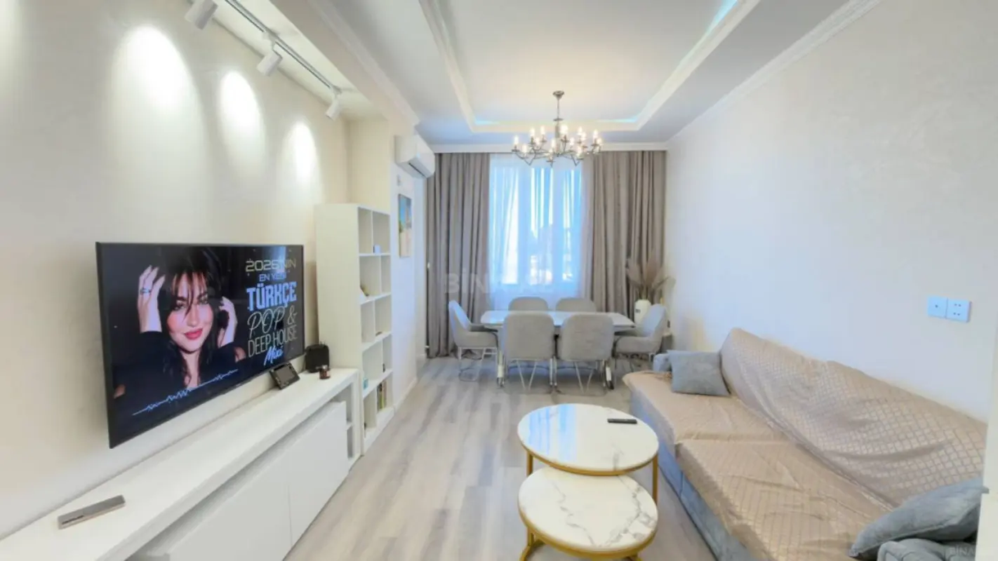 Satılır 2 otaqlı mənzil 69 m²