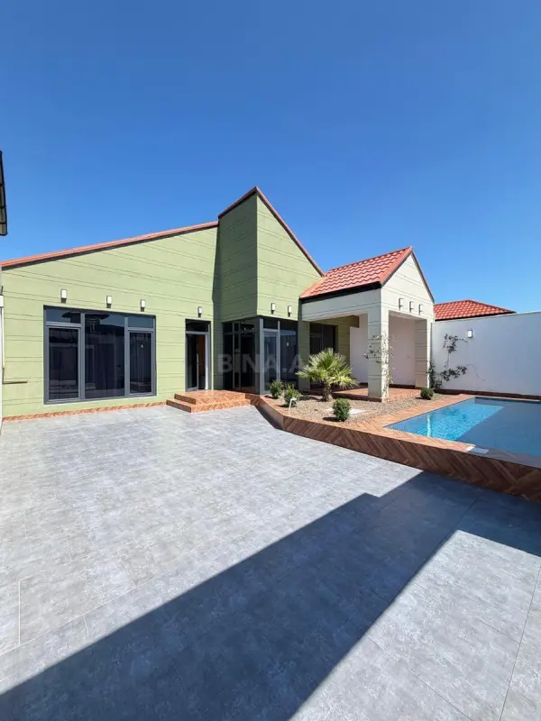 Satılır 4 otaqlı həyət evi 145 m²