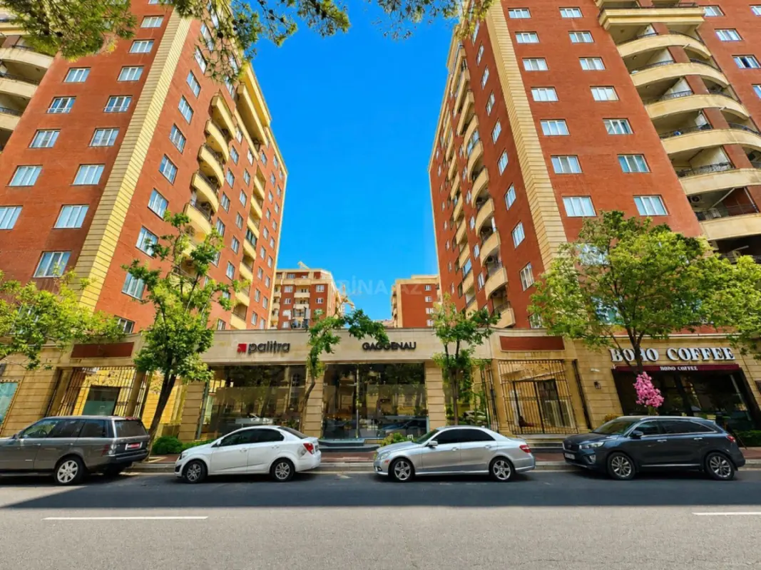 Satılır 3 otaqlı mənzil 101 m²