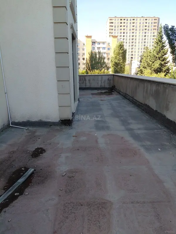 Satılır 3 otaqlı mənzil 112 m²