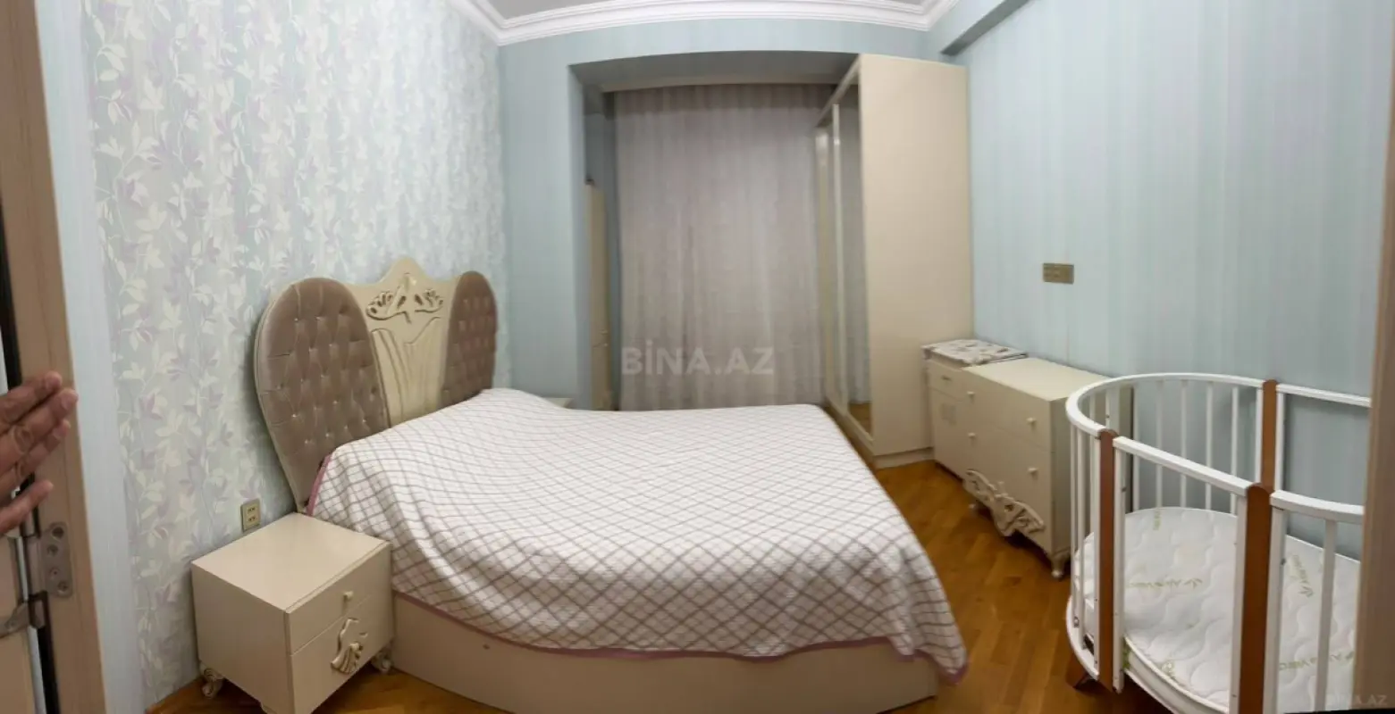 Kirayə verilir 2 otaqlı mənzil 80 m²
