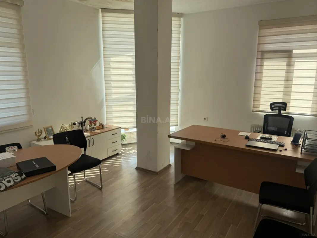 Kirayə verilir 3 otaqlı ofis 100 m²