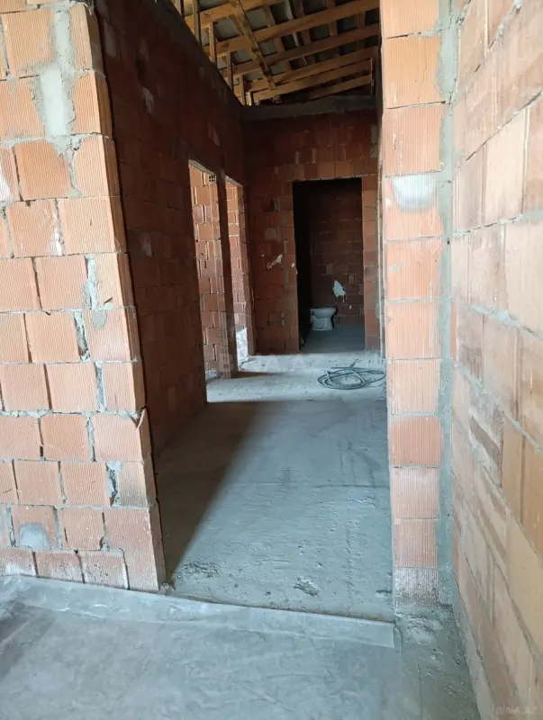 Satılır 2 otaqlı mənzil 70 m²
