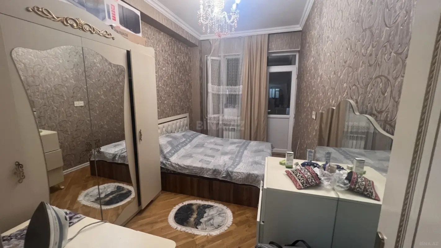 Satılır 2 otaqlı mənzil 42 m²