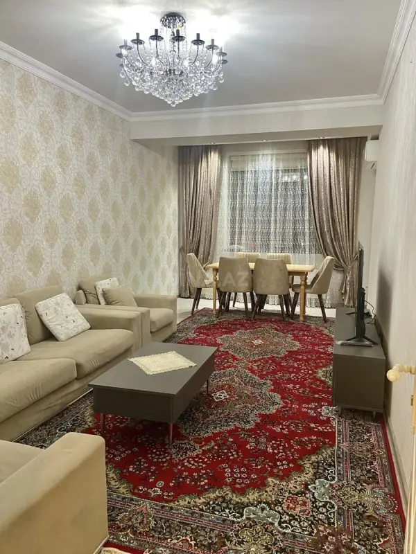 Kirayə verilir 2 otaqlı mənzil 110 m²