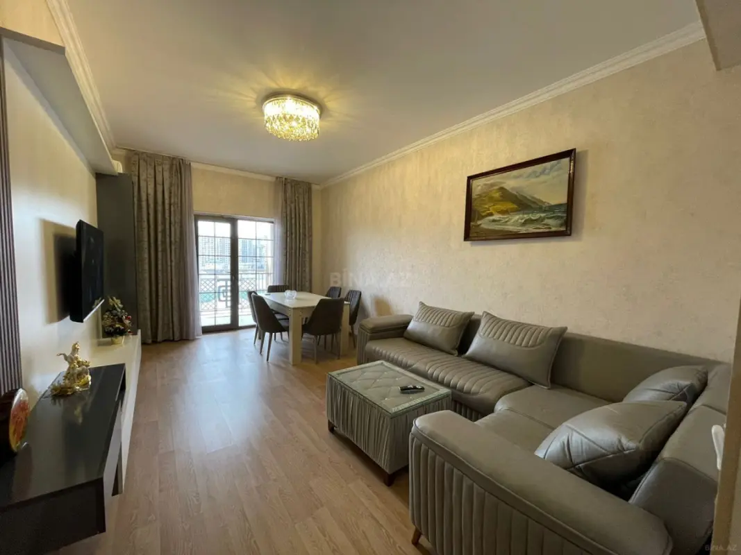 Kirayə verilir 3 otaqlı mənzil 120 m²