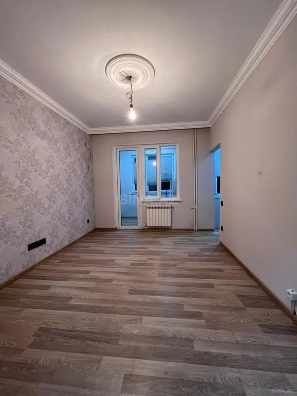 Satılır 2 otaqlı mənzil 56 m²