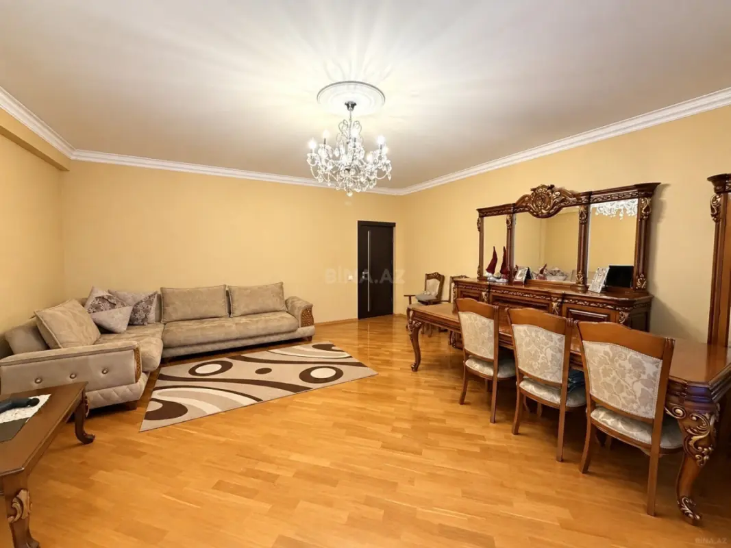 Satılır 2 otaqlı mənzil 110 m²