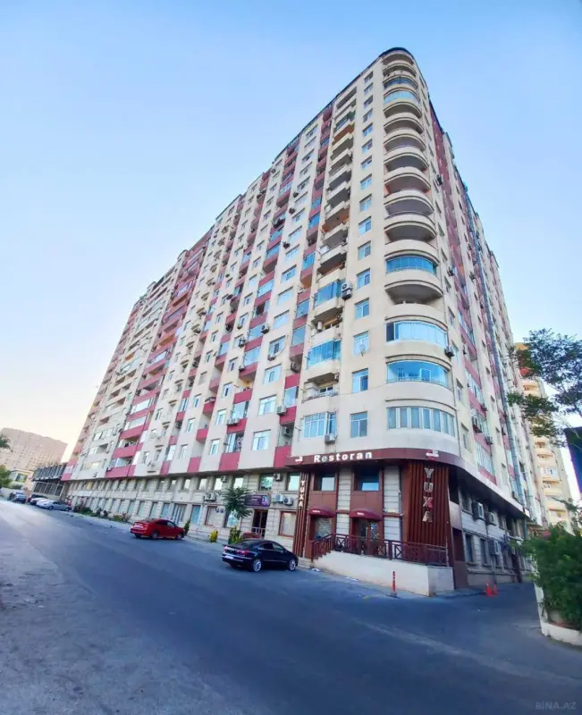 Satılır 3 otaqlı mənzil 125 m²