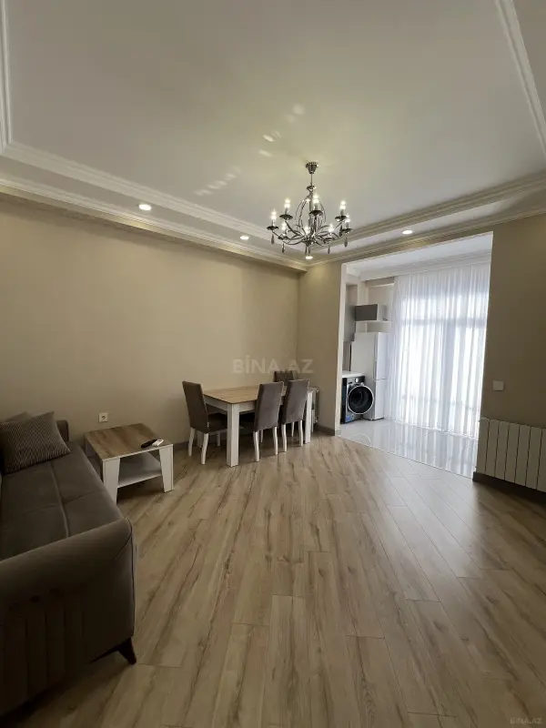 Kirayə verilir 2 otaqlı mənzil 65 m²
