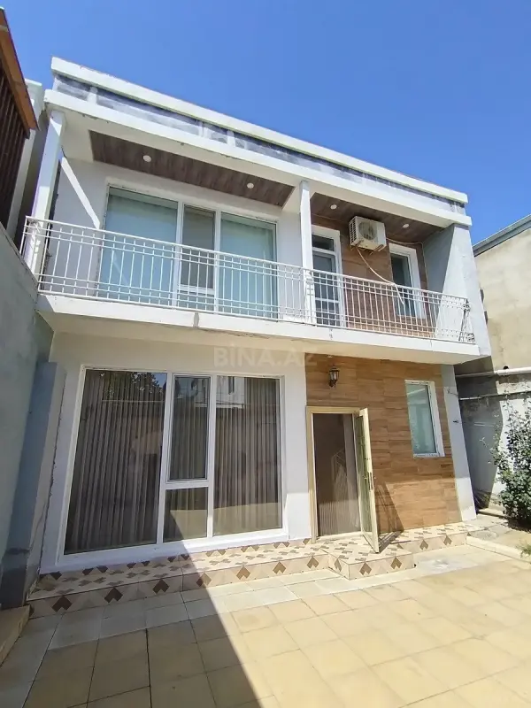 Satılır 4 otaqlı həyət evi 115 m²