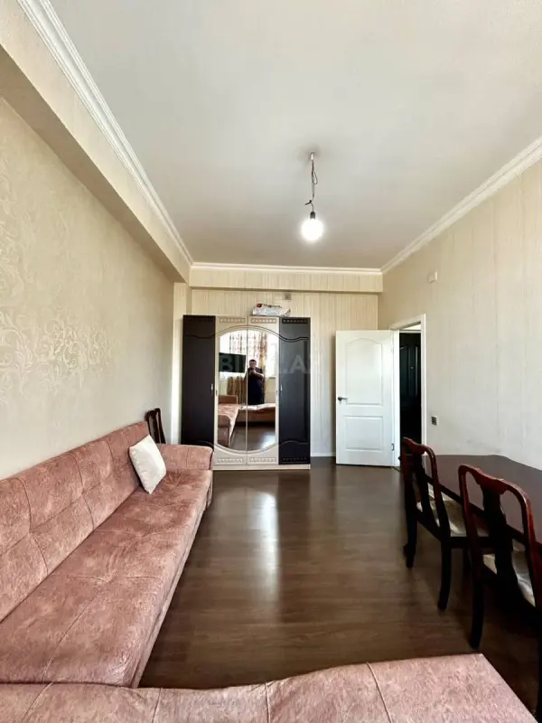 Satılır 1 otaqlı mənzil 38 m²