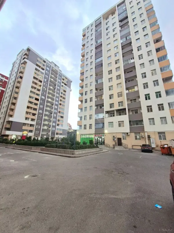 Satılır 2 otaqlı mənzil 65 m²