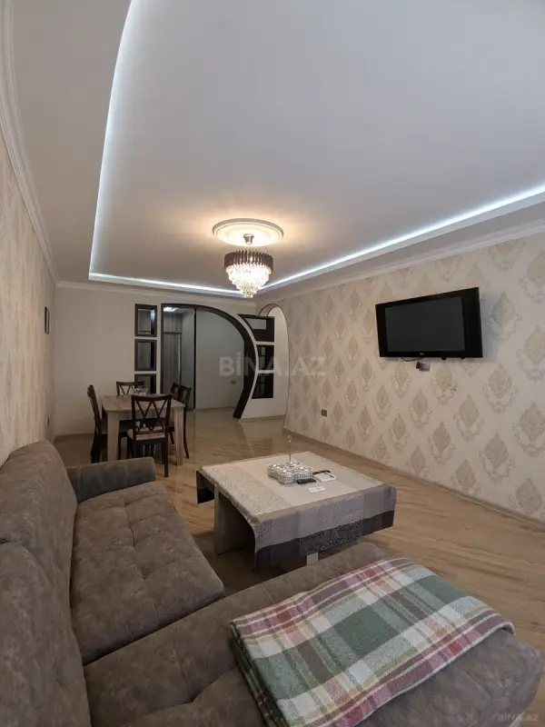 Kirayə verilir 3 otaqlı mənzil 130 m²