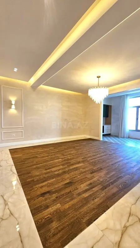 Satılır 4 otaqlı mənzil 145 m²