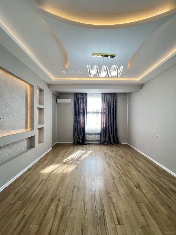 Satılır 2 otaqlı mənzil 80 m²