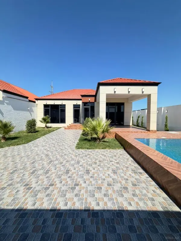 Satılır 4 otaqlı həyət evi 160 m²
