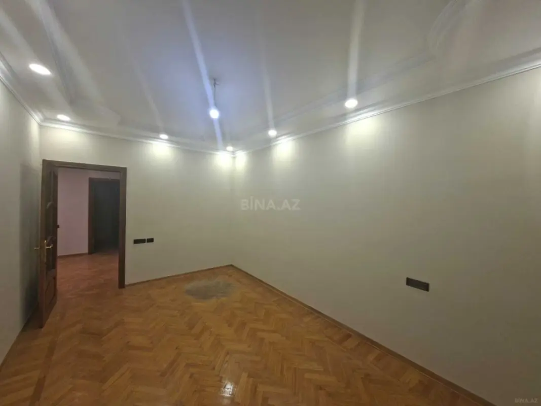 Satılır 3 otaqlı mənzil 100 m²