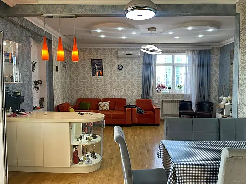 Satılır 2 otaqlı mənzil 90 m² — Bakı, Nizami 2 otaq 90.00 m²