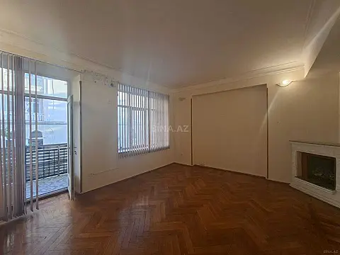 Satılır 3 otaqlı mənzil 103 m² — Bakı 3 otaq 103.00 m²