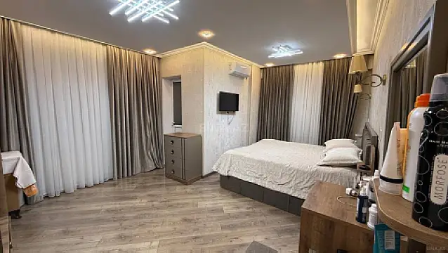 Satılır 3 otaqlı mənzil 128 m² — Bakı, 9-cu mikrorayon 3 otaq 128.00 m²