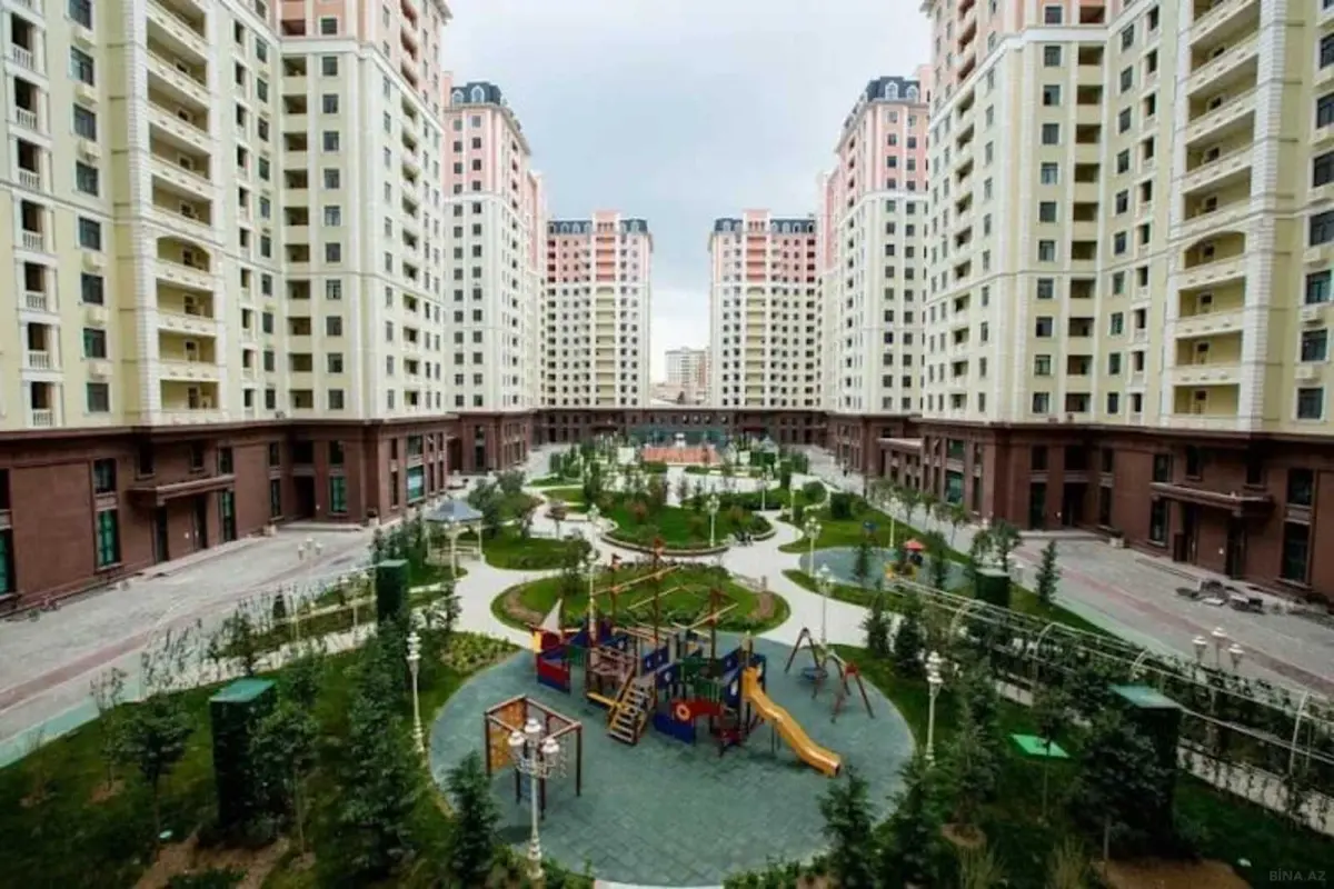 Satılır 2 otaqlı mənzil 68 m²