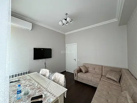 Kirayə verilir 2 otaqlı mənzil 75 m² — Bakı 2 otaq 75.00 m²