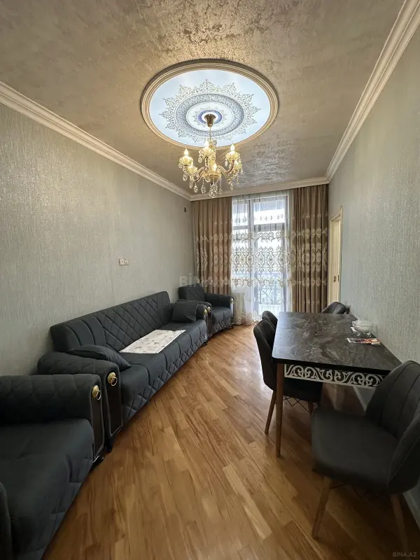 Satılır 2 otaqlı mənzil 62 m²