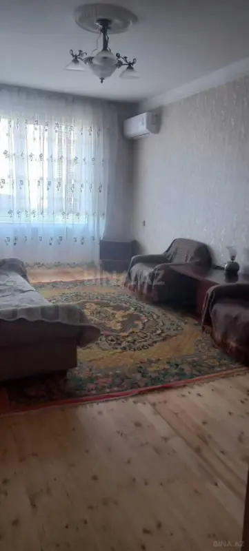 Kirayə verilir 4 otaqlı mənzil 111 m²