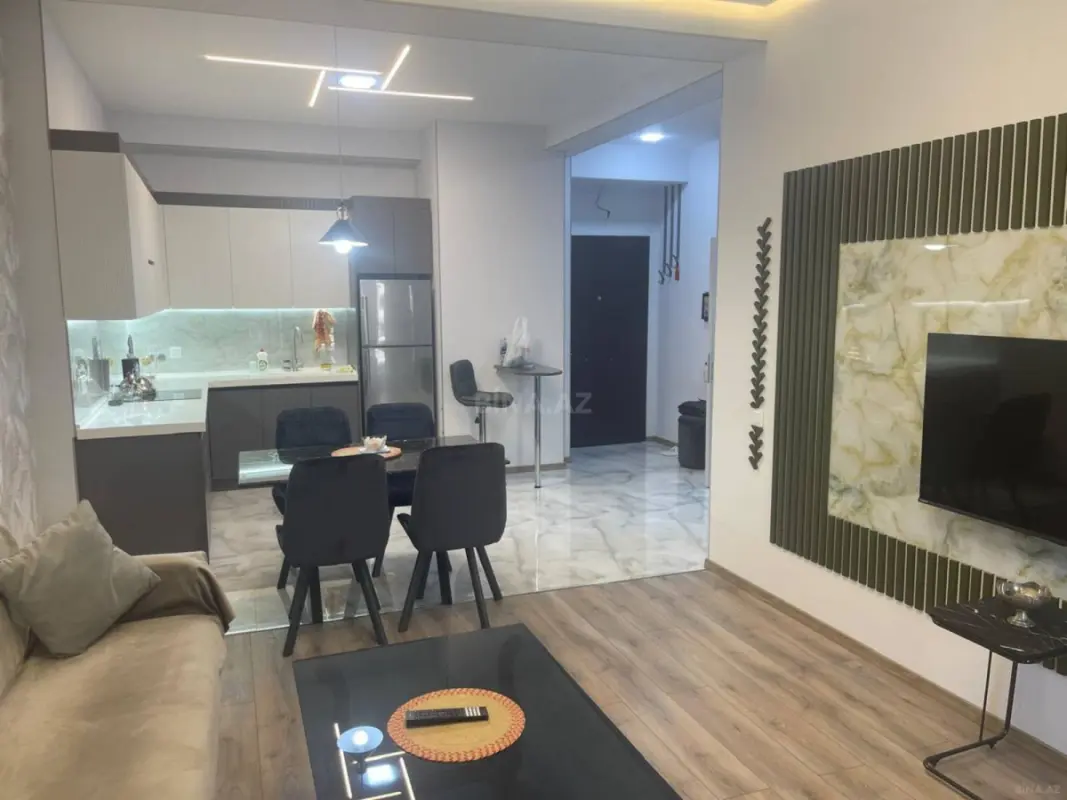 Kirayə verilir 2 otaqlı mənzil 65 m²