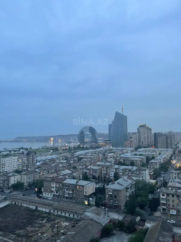 Kirayə verilir 2 otaqlı mənzil 80 m²