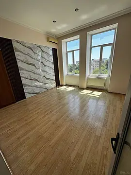 Kirayə verilir obyekt 140 m² — Bakı 140.00 m²