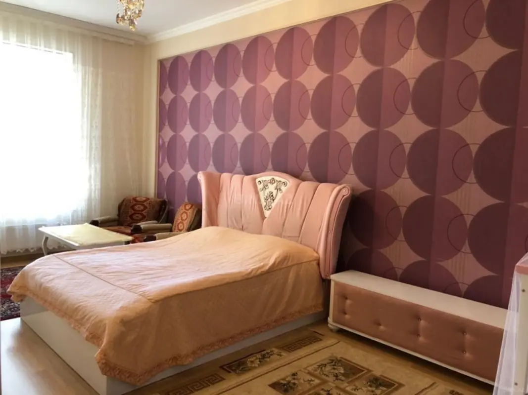 Kirayə verilir 1 otaqlı mənzil 70 m²
