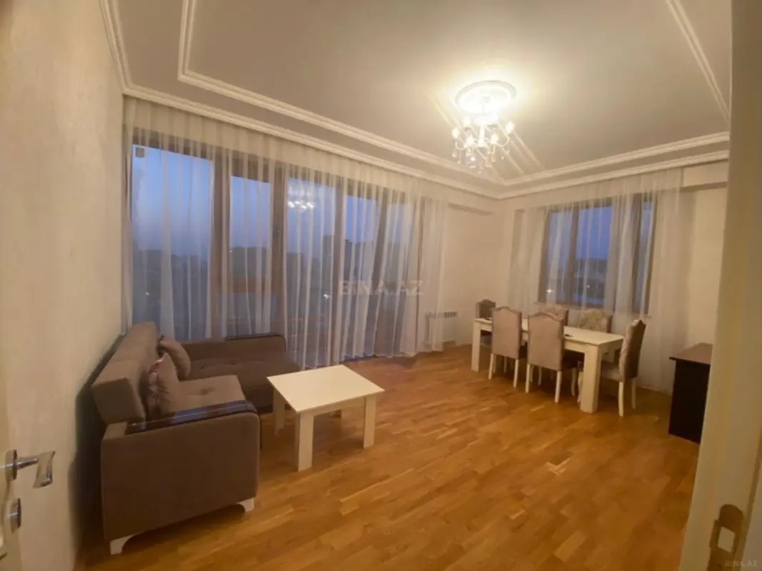 Kirayə verilir 2 otaqlı mənzil 65 m²