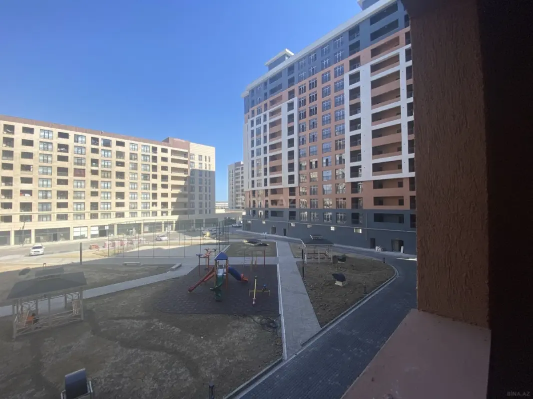 Satılır 3 otaqlı mənzil 95.3 m²