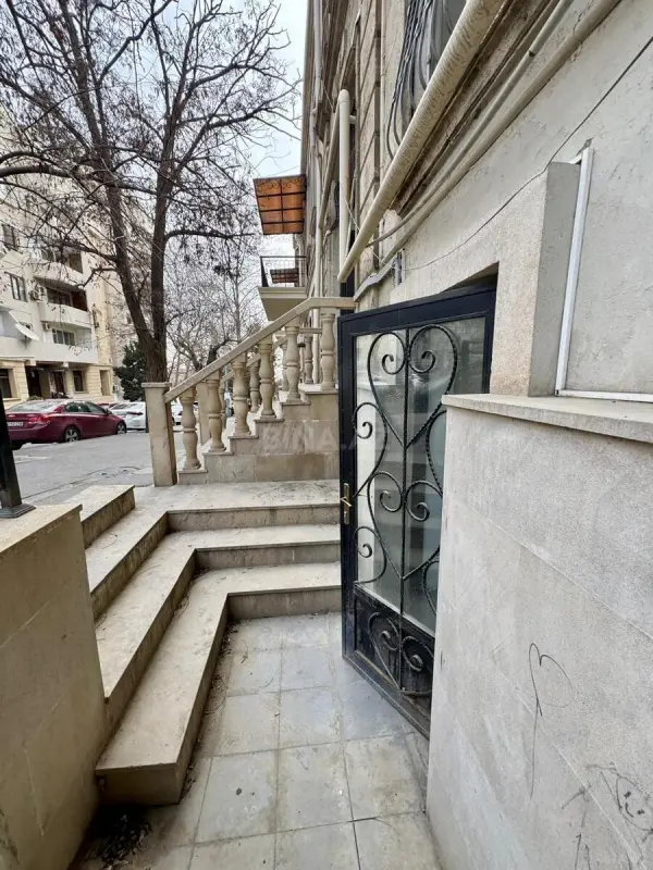 Satılır obyekt 40 m²
