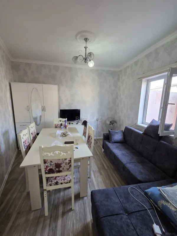 Satılır 1 otaqlı həyət evi 42 m²