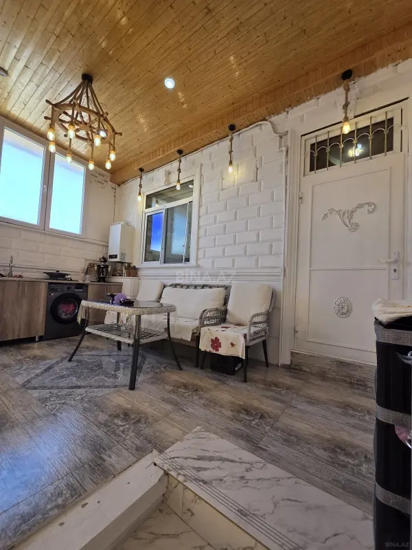 Satılır 4 otaqlı həyət evi 100 m²