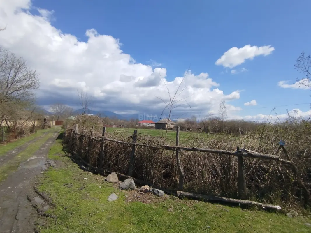 Satılır torpaq sahəsi 18 m²