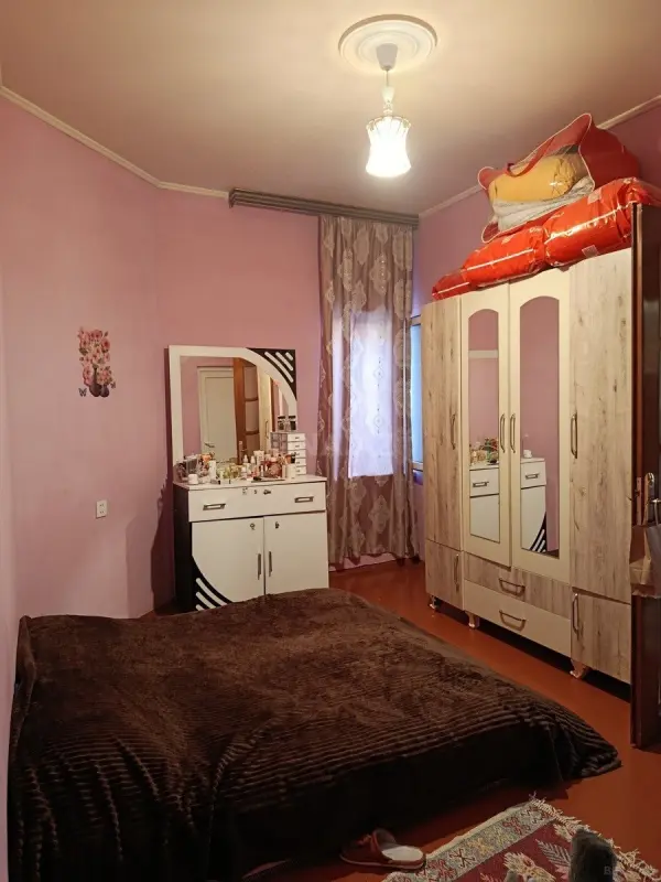 Satılır 2 otaqlı həyət evi 65 m²