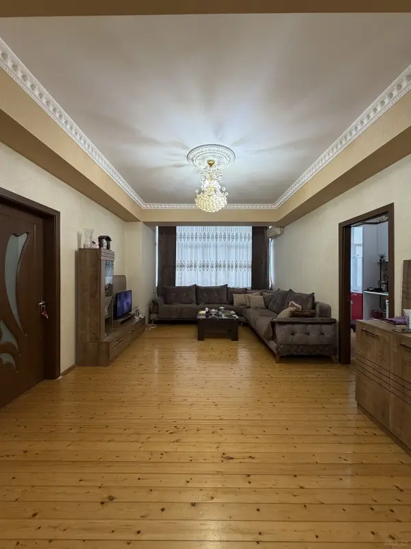 Satılır 3 otaqlı mənzil 86 m²