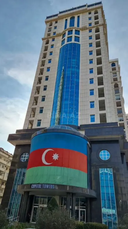Satılır 5 otaqlı mənzil 200 m²