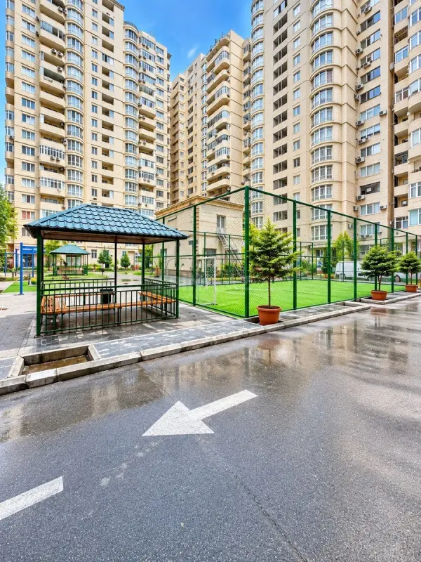 Satılır 2 otaqlı mənzil 68.7 m²