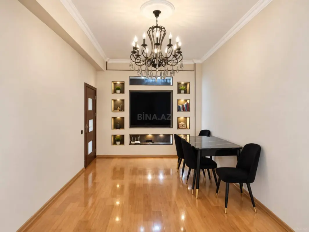 Satılır 2 otaqlı mənzil 63 m²