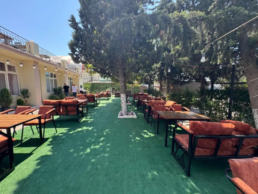 Satılır obyekt 250 m²