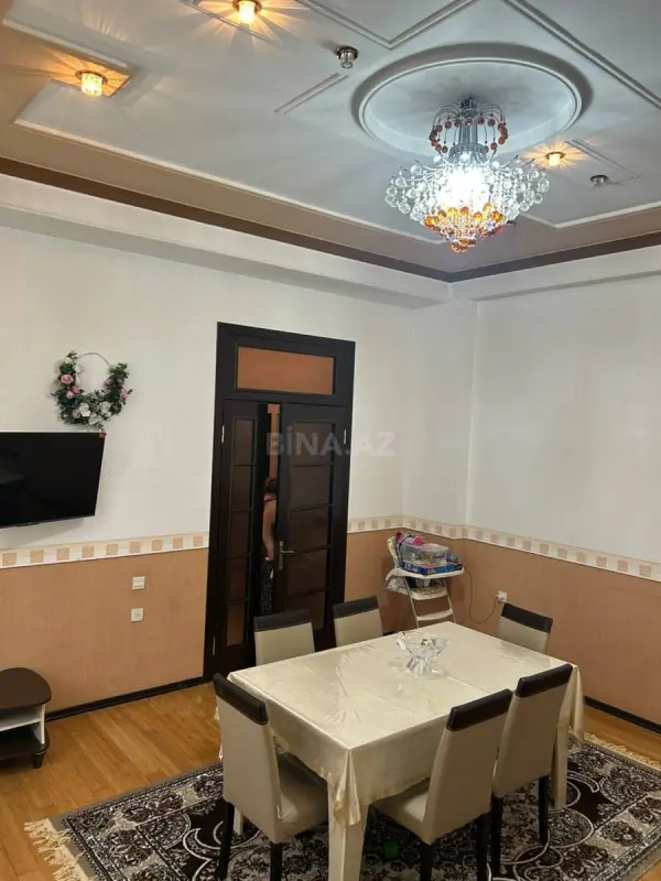 Satılır 2 otaqlı mənzil 70 m²